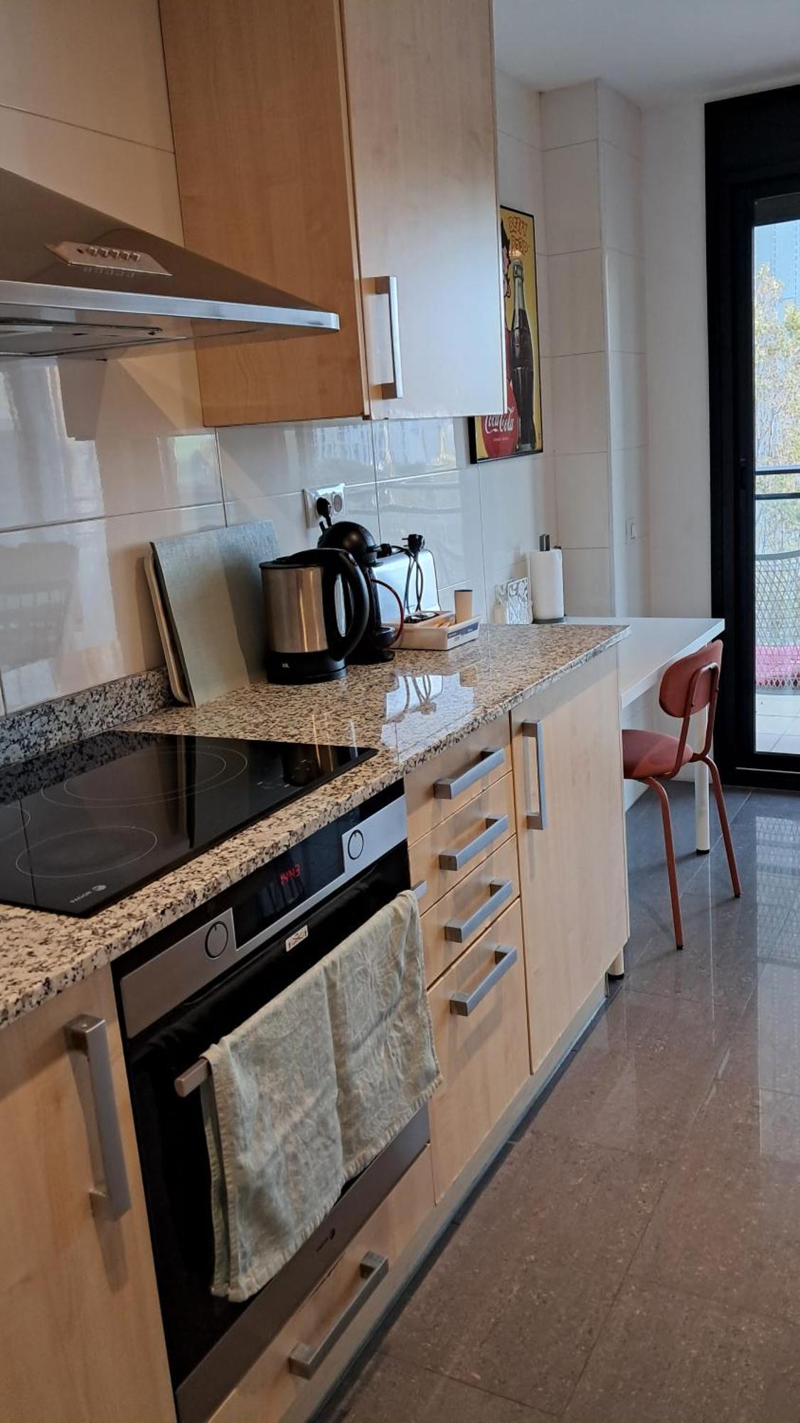 Modern Apartment, With Parking, Close To The Beach!! Sant Adrià de Besòs Extérieur photo